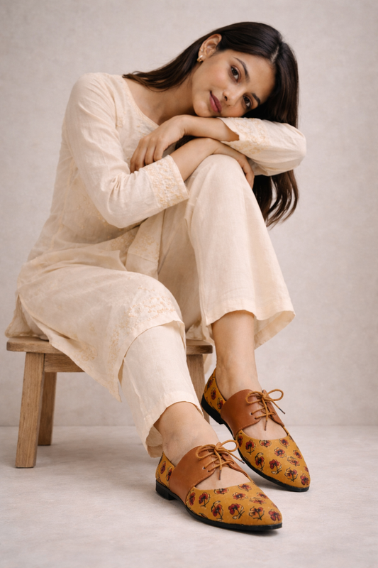 Floral Block Print Leather Juttis – Handcrafted Ethnic Flats