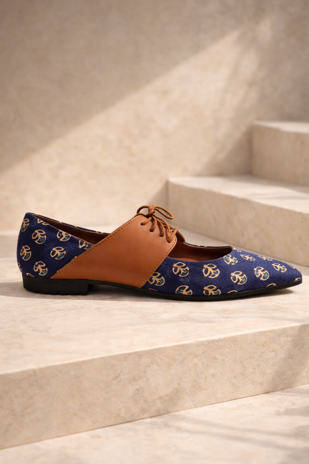 For the effortless confidence mom - Navy Minimal Jutti
