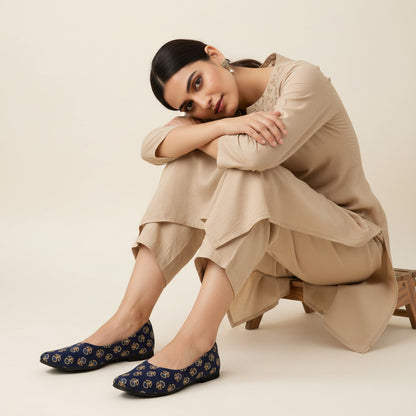 Ajrakh Print Leather Juttis – Handcrafted Slip-On Ethnic Flats
