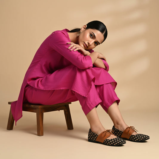 Ajrakh Print Leather Juttis – Handcrafted Ethnic Flats